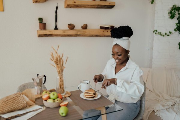 Comment réussir un démaquillage doux : Astuces et Meilleures Pratiques